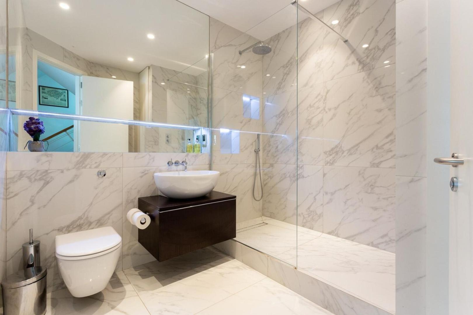 New Stunning 5bd Kensington House Ferienhaus London