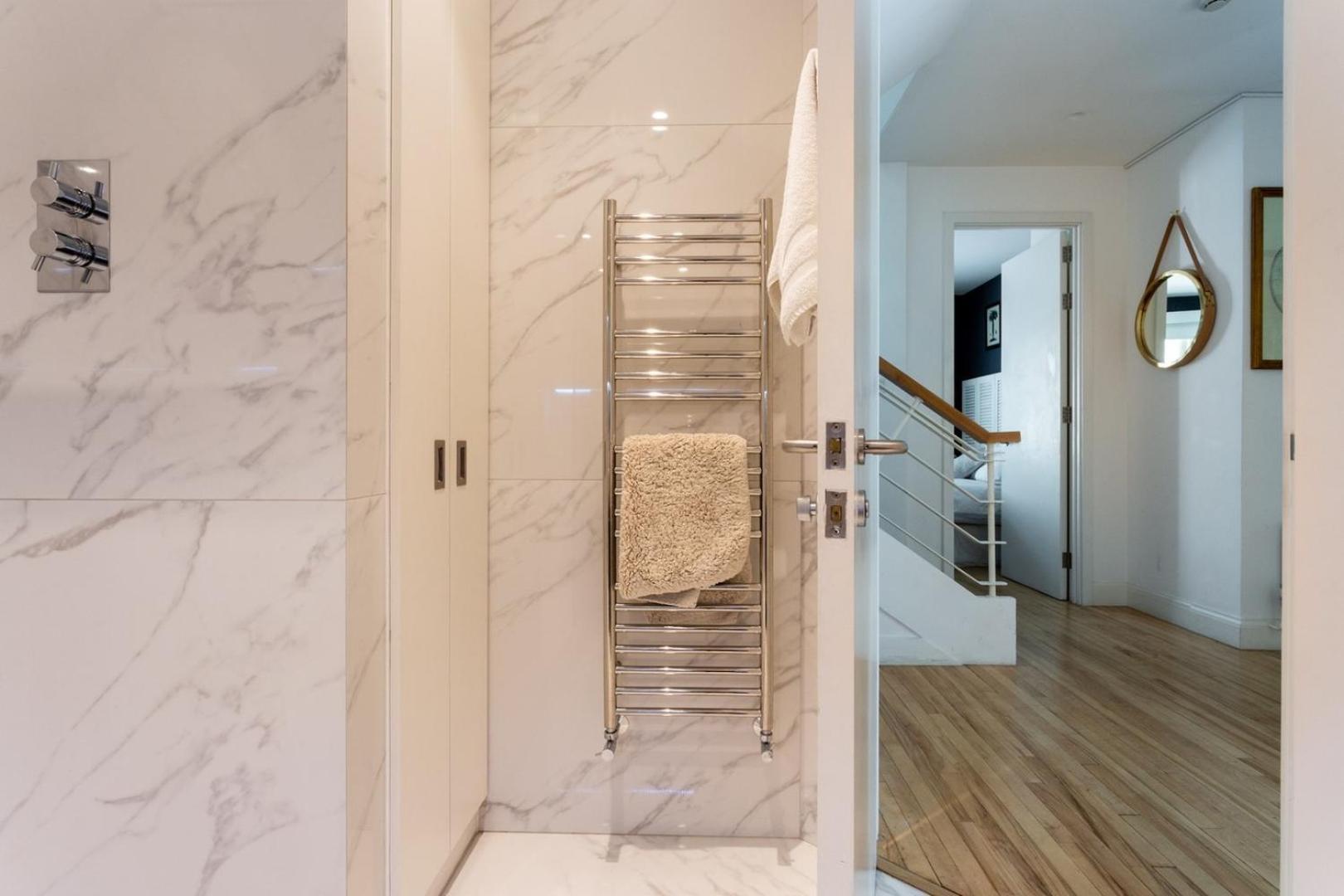 New Stunning 5bd Kensington House *