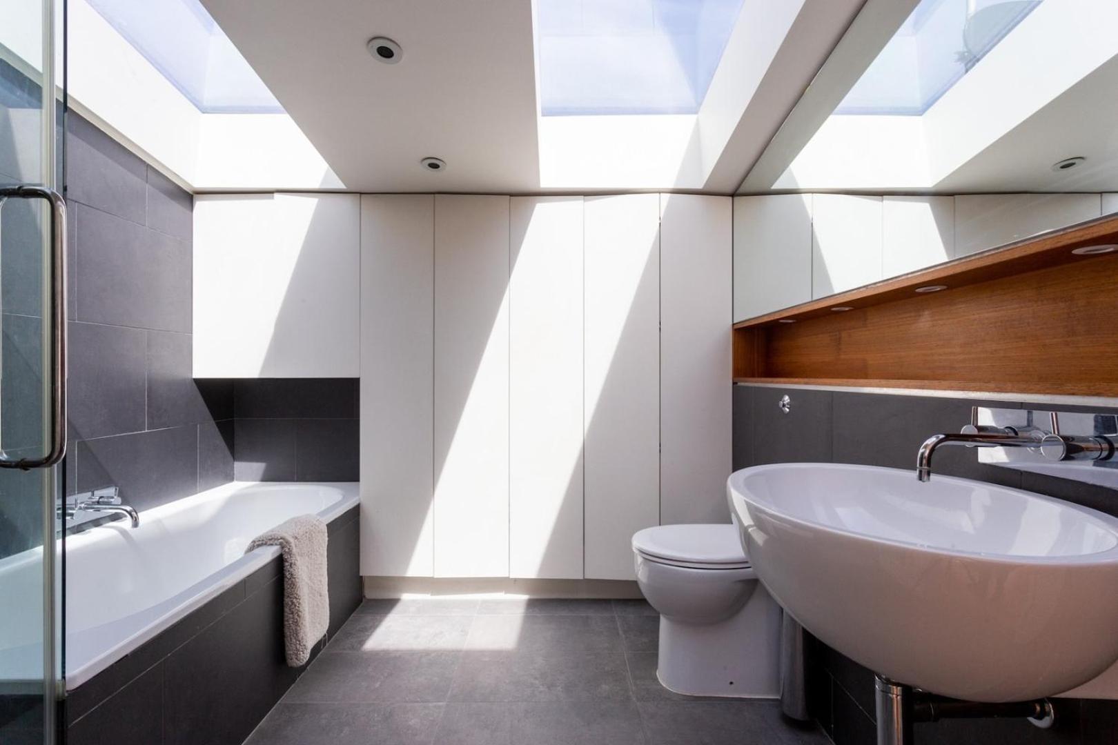New Stunning 5bd Mews House Londra