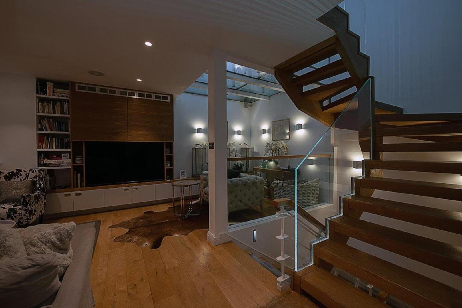 Case de vacanță New Stunning 5bd Mews House Londra
